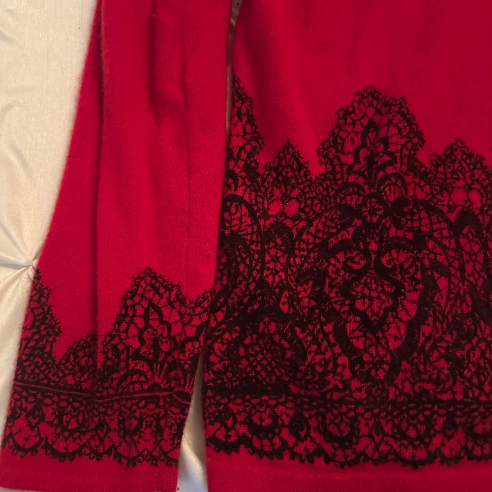 Charter Club Elegant 100% cashmere Red Lace design cardigan, L - Picture 2 of 6